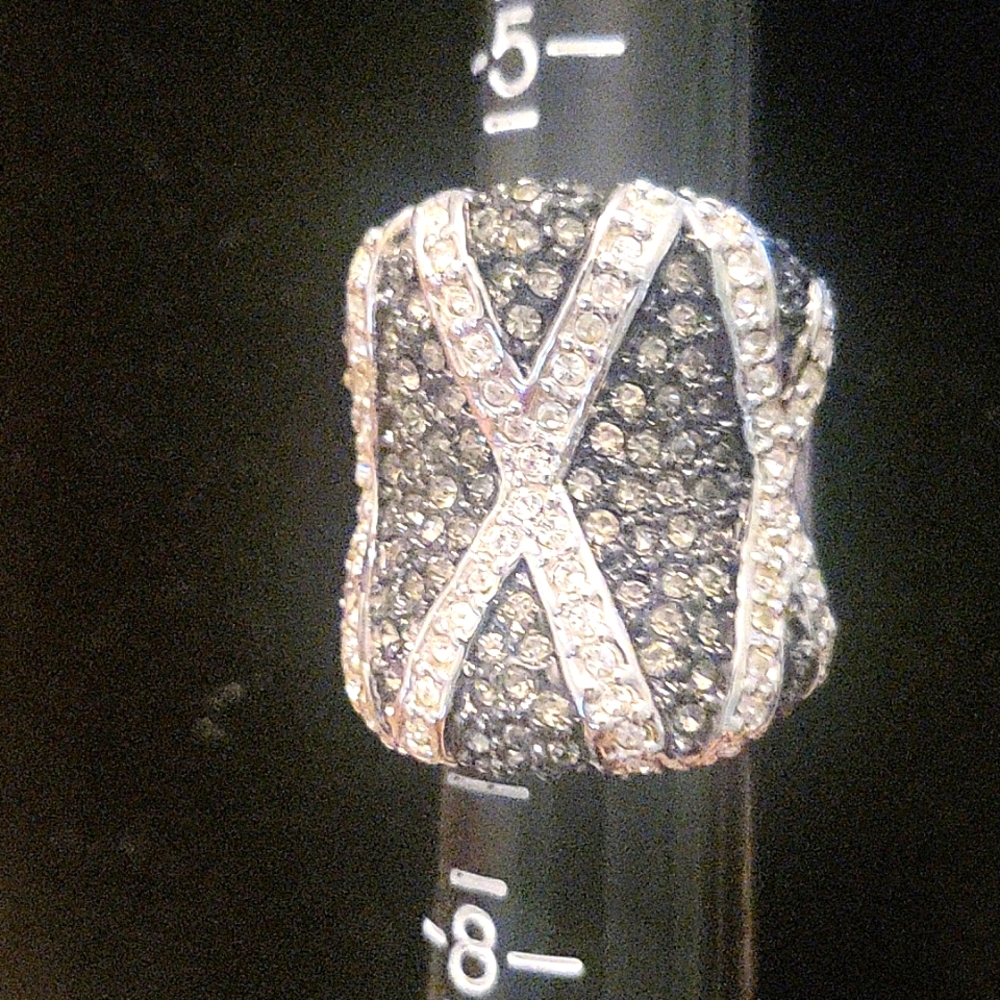 Large Rhinestone Statement Ring In Black And Clea… - image 4